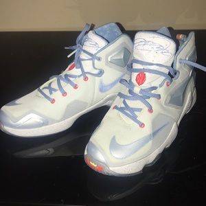 Selling because I just don’t wear them enough :(